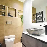 Apartment The Kleko Project By Halu! Next To Venizelou Metro Station *
