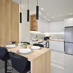 Apartment The Kleko Project By Halu! Next To Venizelou Metro Station Thessaloniki