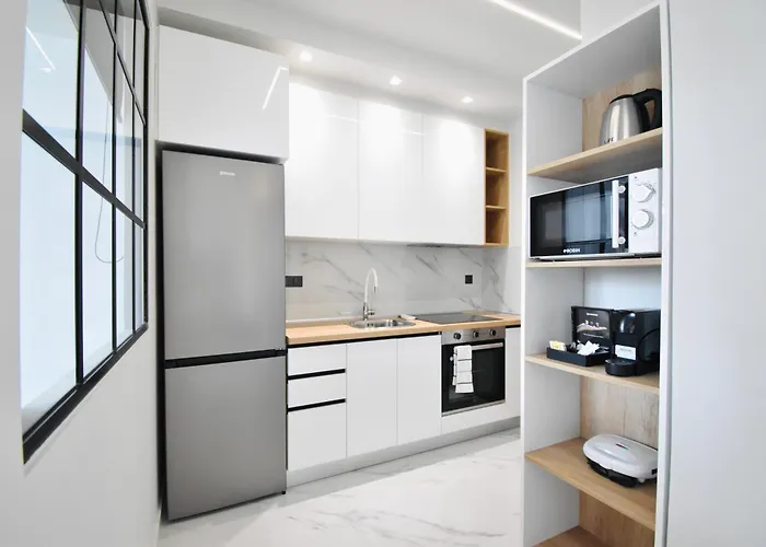 The Kleko Project By Halu! Next To Venizelou Metro Station Apartament Saloniki